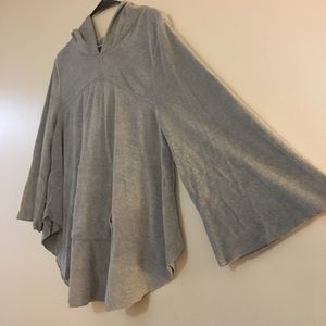 Chic grey hoodie